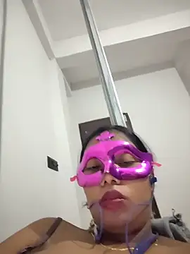 aarti03fb online show from February 11, 2026, 7:14 pm