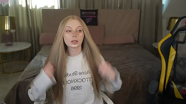 Dacota love online show from March 6, 2026, 11:27 am