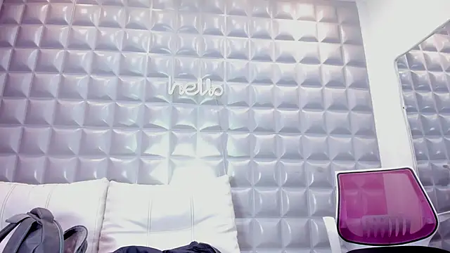 Snapshot of sol-angel chatting on December 20, 2025, 3:59 pm sol-angel online show from December 20, 2025, 3:59 pm