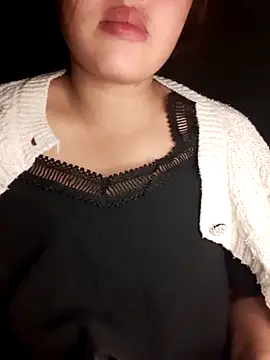 mai-mai-97 online show from December 15, 2025, 3:29 pm