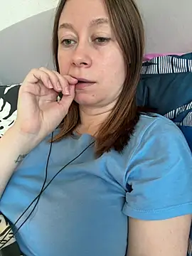 Brooke lover online show from June 2, 2026, 4:45 am