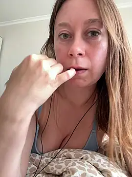 Brooke lover online show from July 27, 2026, 8:10 am