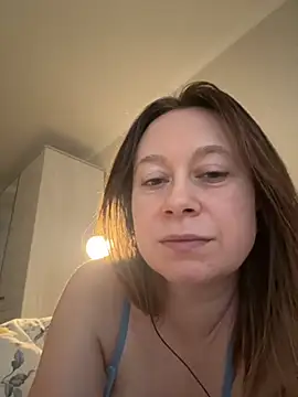 Brooke lover online show from December 4, 2025, 7:07 am