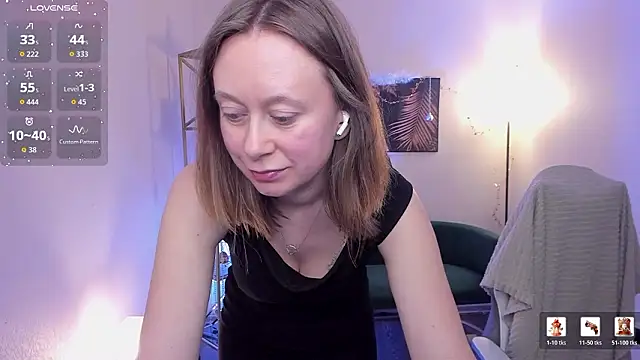 Snapshot of Brooke_lover chatting on February 10, 2026, 9:25 pm Brooke lover online show from February 10, 2026, 9:25 pm