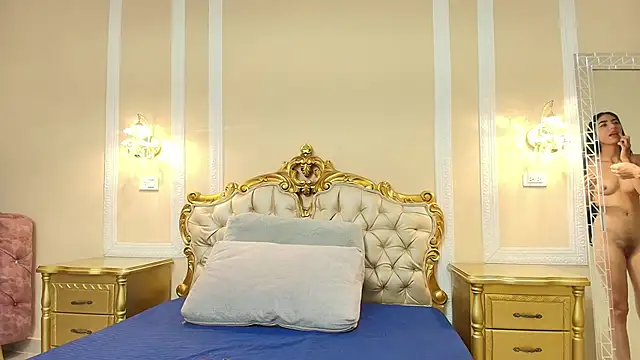 Snapshot of HallieStone chatting on February 19, 2026, 1:19 pm HallieStone online show from February 19, 2026, 1:19 pm