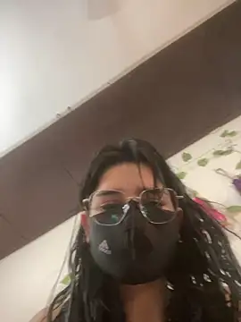 Sexolinaa online show from June 2, 2026, 6:24 am