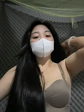 Snapshot of lana-kan chatting on July 8, 2026, 2:29 pm lana-kan online show from July 8, 2026, 2:29 pm