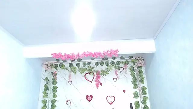 Snapshot of angelamanjarrezcm chatting on December 20, 2025, 3:42 am angelamanjarrezcm online show from December 20, 2025, 3:42 am