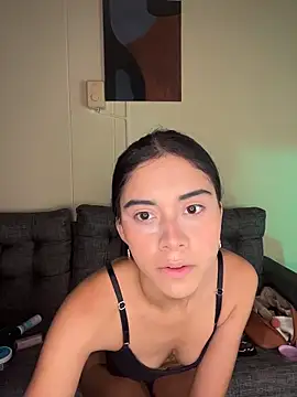 Miia moonn online show from March 1, 2026, 1:16 am