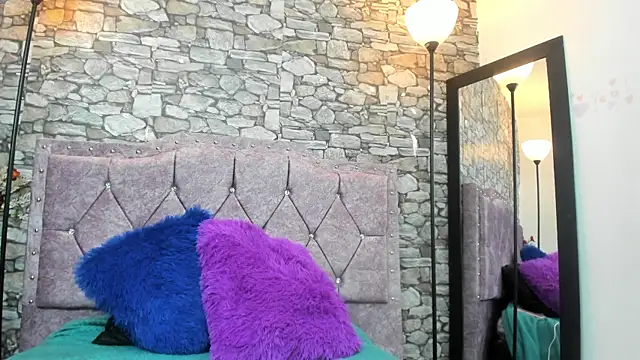 angel pink7 online show from January 10, 2026, 7:31 pm