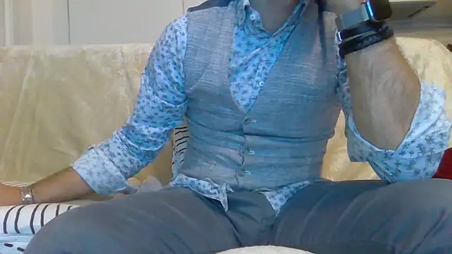 Eroshotlicker online show from January 16, 2026, 9:30 pm