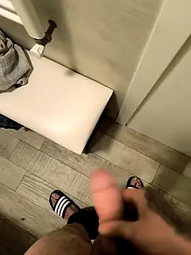 Razvan696969 online show from February 28, 2026, 3:33 pm