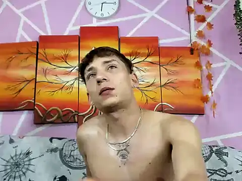 Snapshot of bradboyhot06 chatting on February 3, 2026, 2:53 am bradboyhot06 online show from February 3, 2026, 2:53 am