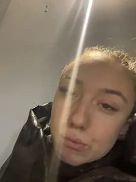 Snapshot of CristinaSw chatting on February 1, 2026, 4:27 pm CristinaSw online show from February 1, 2026, 4:27 pm