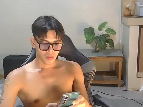 talkingbody0411 online show from July 24, 2026, 8:21 am