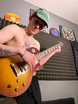 Snapshot of Rabizoon chatting on January 7, 2026, 3:39 pm Rabizoon online show from January 7, 2026, 3:39 pm