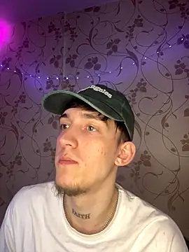 Snapshot of Rabizoon chatting on November 27, 2025, 4:18 pm Rabizoon online show from November 27, 2025, 4:18 pm