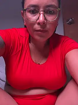 Snapshot of sophie_1_ chatting on July 19, 2026, 1:58 am sophie 1 online show from July 19, 2026, 1:58 am