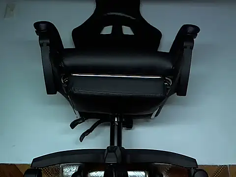 Snapshot of Alphacashmaster777 chatting on March 27, 2026, 3:15 am Alphacashmaster777 online show from March 27, 2026, 3:15 am