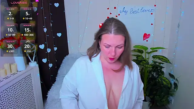 Snapshot of Alison_star_ chatting on February 28, 2026, 2:11 am Alison star online show from February 28, 2026, 2:11 am