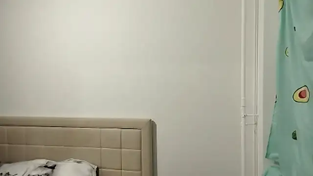 Snapshot of ArianeRandy chatting on February 4, 2026, 3:07 pm ArianeRandy online show from February 4, 2026, 3:07 pm