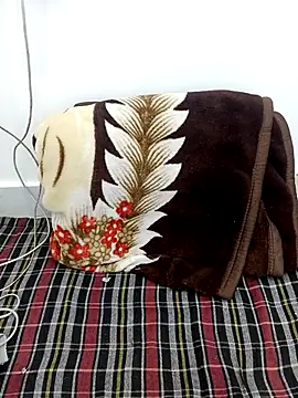 Snapshot of Triptii_0 chatting on December 4, 2025, 7:02 pm Triptii 0 online show from December 4, 2025, 7:02 pm