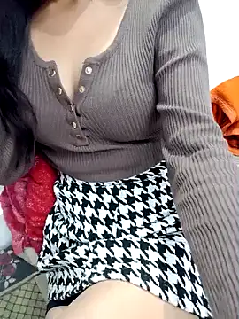 Snapshot of Triptii_0 chatting on November 30, 2025, 8:53 pm Triptii 0 online show from November 30, 2025, 8:53 pm