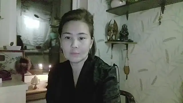 Snapshot of Nettie_Allie chatting on December 5, 2025, 7:45 pm Nettie Allie online show from December 5, 2025, 7:45 pm