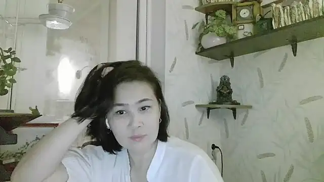 Snapshot of Nettie_Allie chatting on February 18, 2026, 3:08 pm Nettie Allie online show from February 18, 2026, 3:08 pm