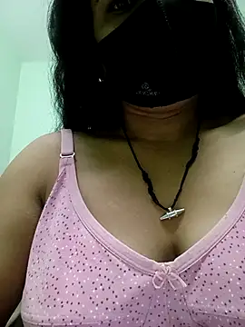 kajal-tanu online show from December 18, 2025, 1:33 am