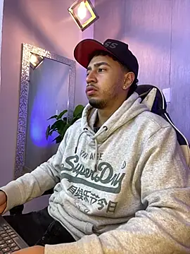 Snapshot of Brand_Collins chatting on February 28, 2026, 11:43 am Brand Collins online show from February 28, 2026, 11:43 am