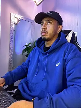 Snapshot of Brand_Collins chatting on March 1, 2026, 11:32 am Brand Collins online show from March 1, 2026, 11:32 am