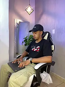 Snapshot of Brand_Collins chatting on February 22, 2026, 1:02 pm Brand Collins online show from February 22, 2026, 1:02 pm