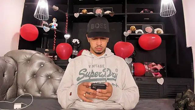 Snapshot of Brand_Collins chatting on February 15, 2026, 11:53 am Brand Collins online show from February 15, 2026, 11:53 am