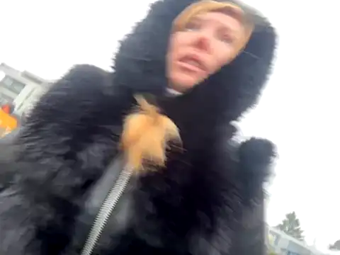 JenyJansy online show from December 3, 2025, 1:54 pm