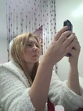 JenyJansy online show from January 8, 2026, 9:54 pm