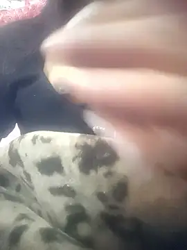 Juliekhan 98 online show from January 11, 2026, 9:05 am