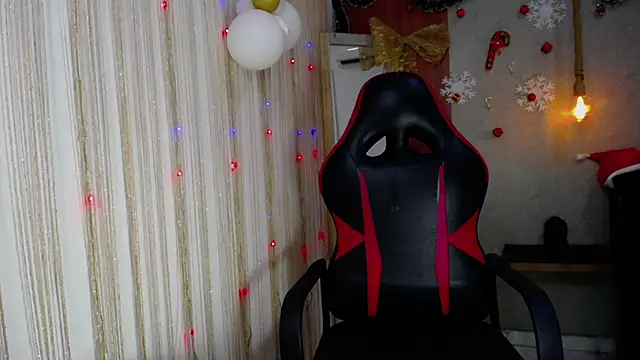 Snapshot of kim_curlyy chatting on January 10, 2026, 2:34 pm kim curlyy online show from January 10, 2026, 2:34 pm