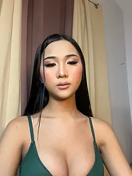 Diannellove online show from July 11, 2026, 4:29 pm