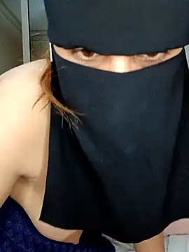 Snapshot of Ghizosexx69 chatting on March 31, 2026, 8:49 am Ghizosexx69 online show from March 31, 2026, 8:49 am