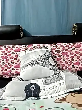 MatureOrgasmic1 online show from April 12, 2026, 11:08 pm