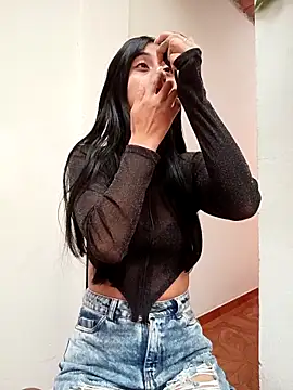 Snapshot of Im_Kloe chatting on December 19, 2025, 7:05 pm Im Kloe online show from December 19, 2025, 7:05 pm