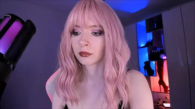 Mistress Iris online show from July 27, 2026, 4:36 pm