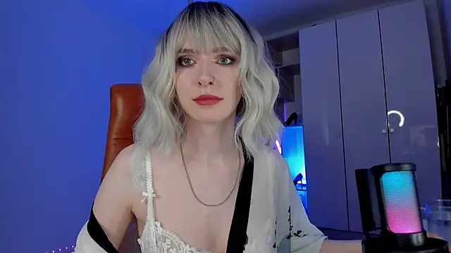 Mistress Iris online show from June 9, 2026, 5:47 pm