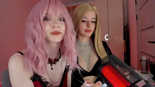 Mistress Iris online show from May 20, 2026, 4:37 pm