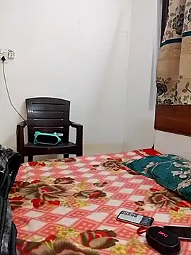 Snapshot of Cute_Girl_27 chatting on February 18, 2026, 11:39 am Cute Girl 27 online show from February 18, 2026, 11:39 am