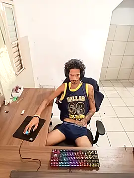 theyllorwillian online show from November 28, 2025, 10:37 am