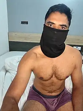 Amit22122 online show from December 4, 2025, 12:42 am