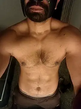 Amit22122 online show from March 1, 2026, 3:06 am