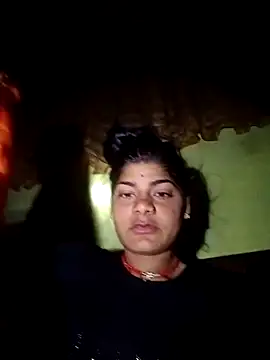 Snapshot of Janki_cute chatting on February 4, 2026, 11:44 pm Janki cute online show from February 4, 2026, 11:44 pm